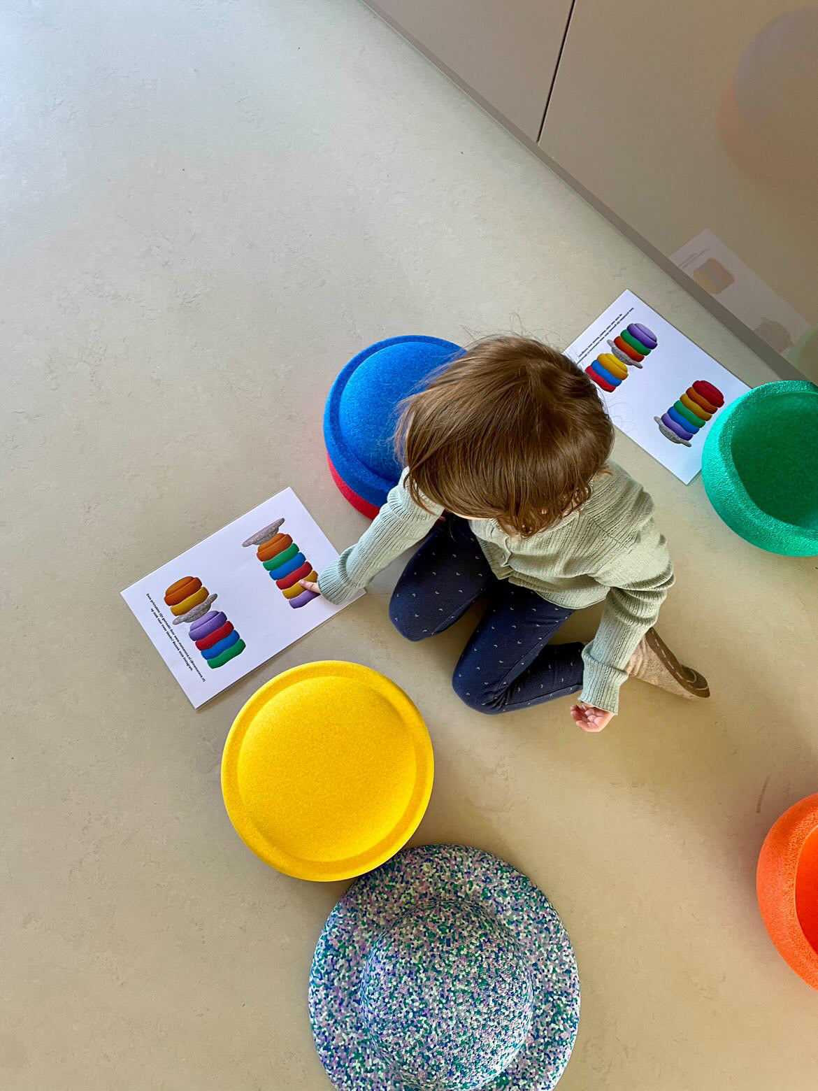 Stapelstein kleuren stapelspel 2.0 super confetti | download