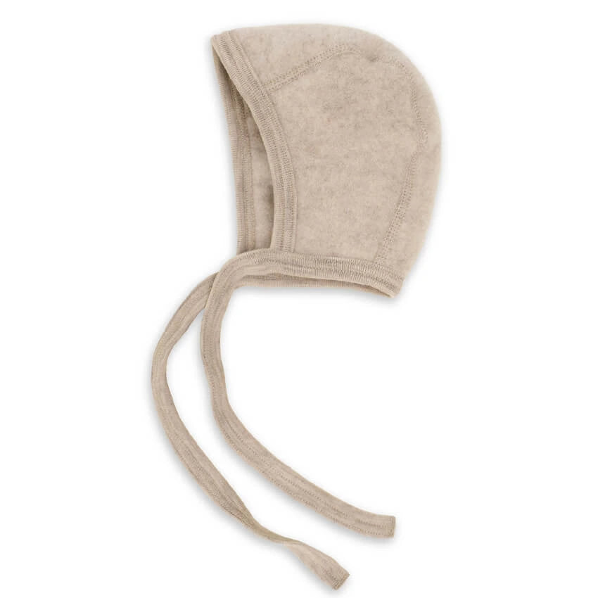 Engel mutsje wol fleece zand