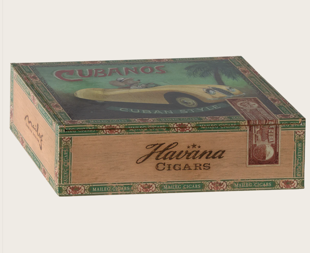 Opa en oma muis in sigarendoosje