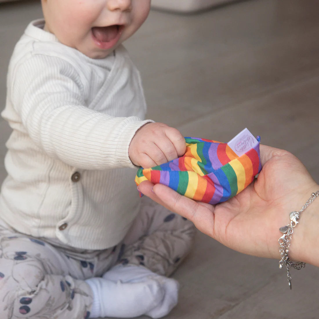 Pittenzakje - waves regenboog