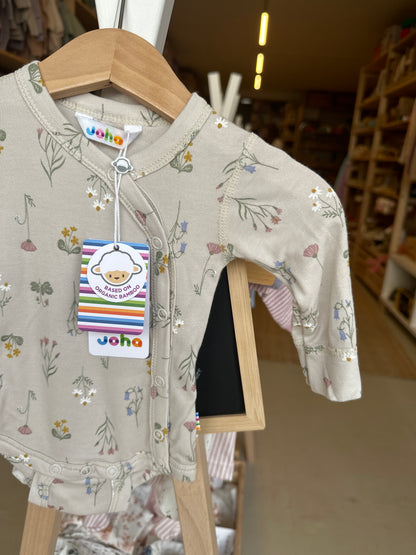 Joha overslag romper beige met bloemen bamboe