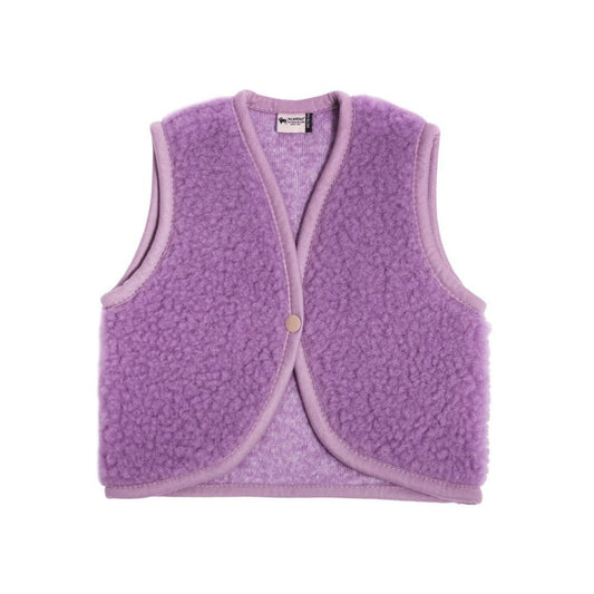 Alwero Baby Gilet Lulu in lila, vooraanzicht op wit, met gesloten knoop en geribde afwerking.