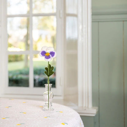 Bloem van wolvilt – Viooltje – Wit met Lila