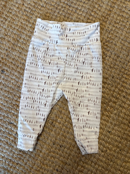 Newborn broekje maat 56 bruine streepjes