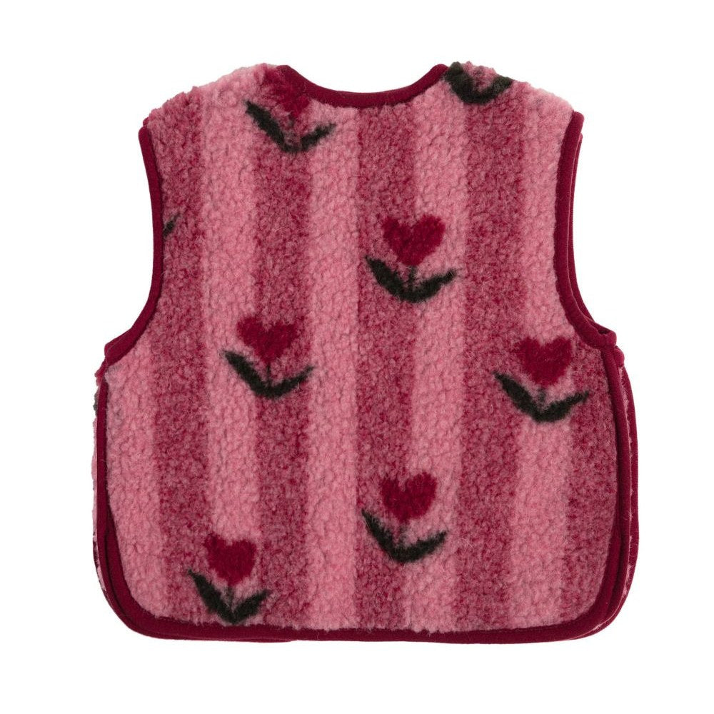 Alwero Camino junior gilet vooraanzicht met rood-zwarte hartmotieven op roze wol