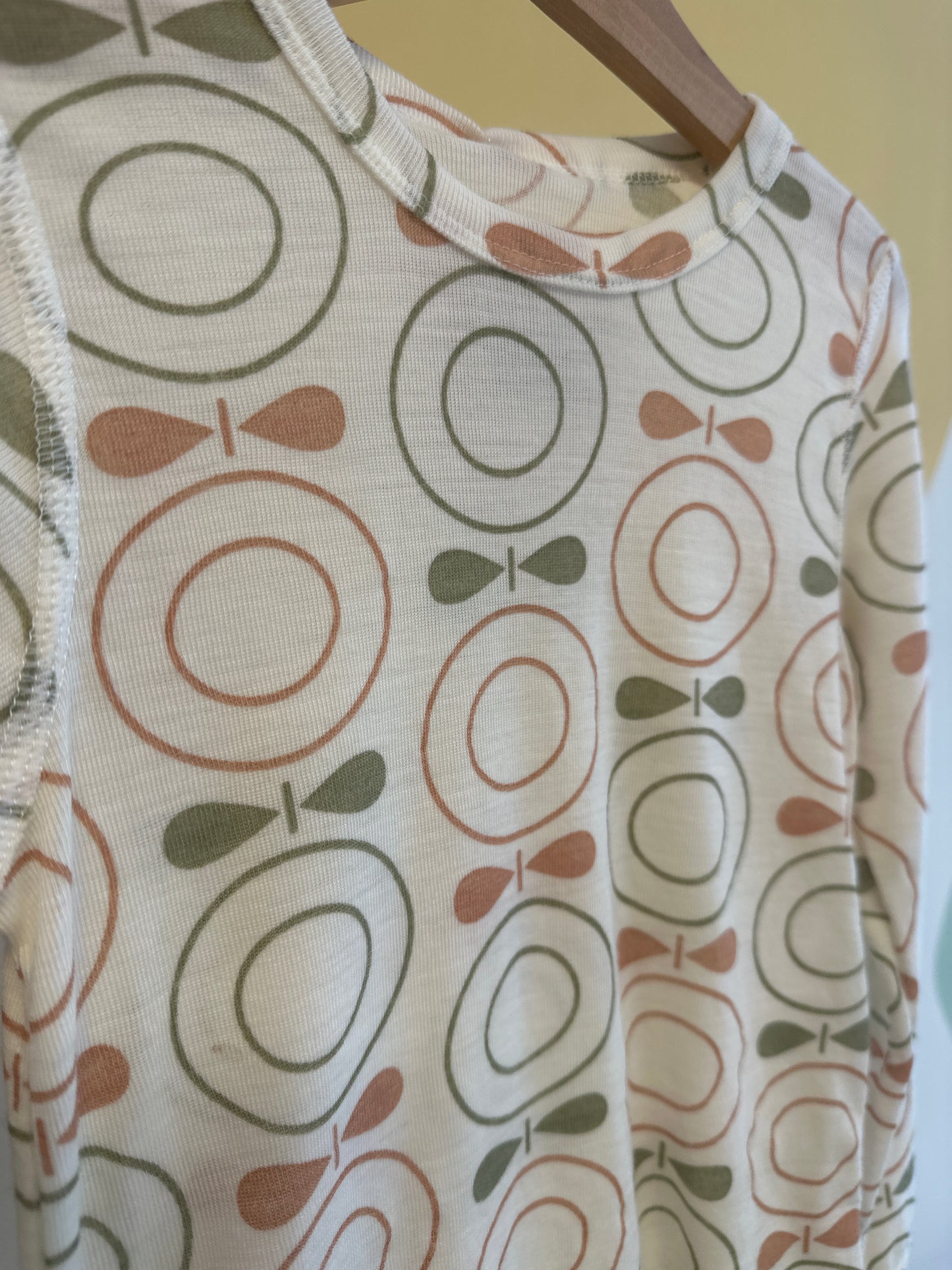 Katvig T-shirt print oranje/groen | lange mouw | biologisch wol