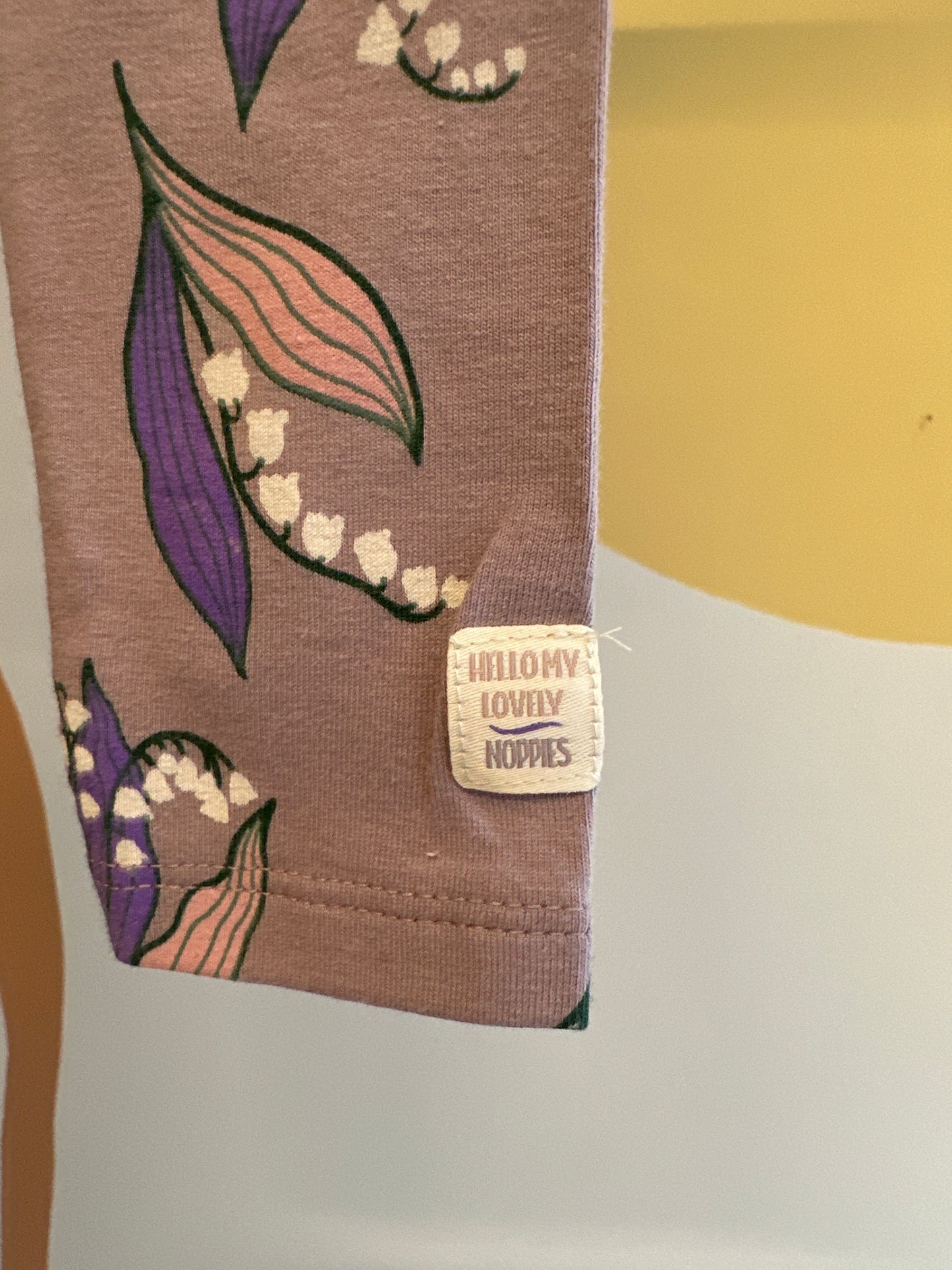 Legging Noppies paars met bloemen (biologisch katoen)