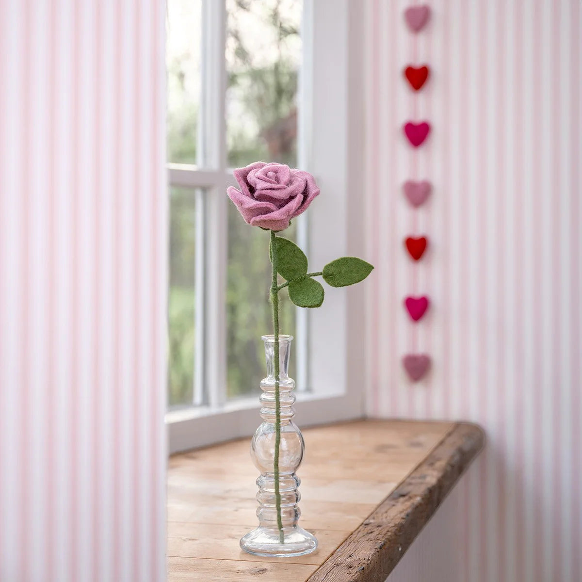 Bloem van wolvilt - roos - lichtroze