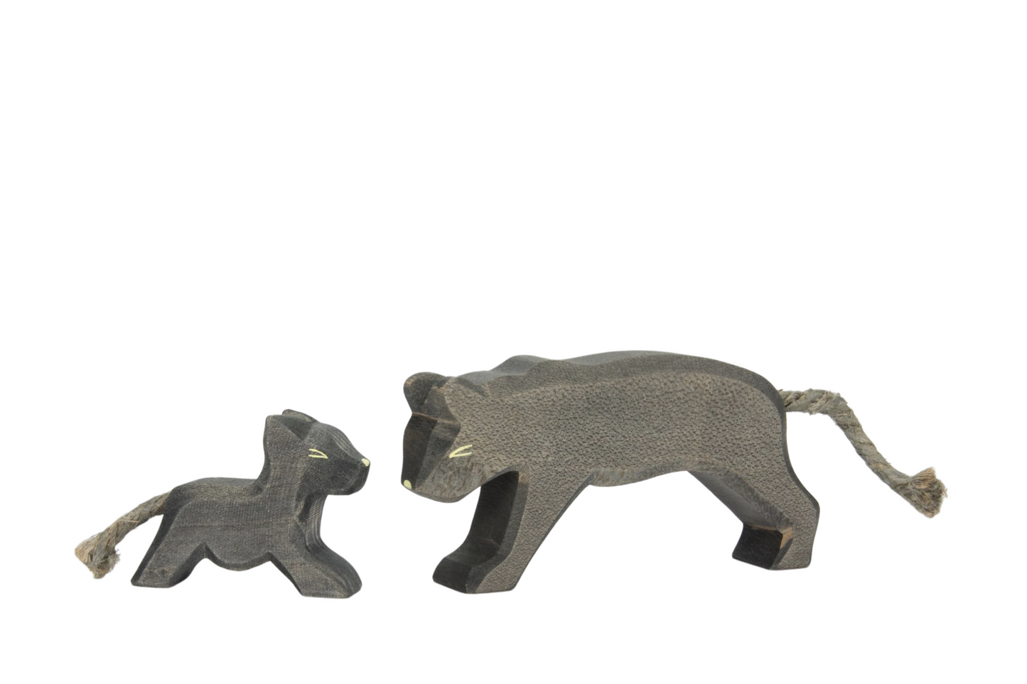 Panter klein rennend