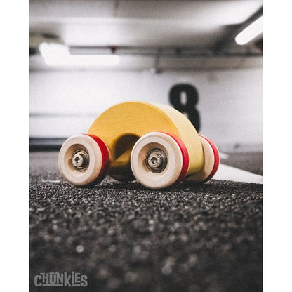 Chunkies No. 06 - Gele Speelgoedauto - The Rainbow