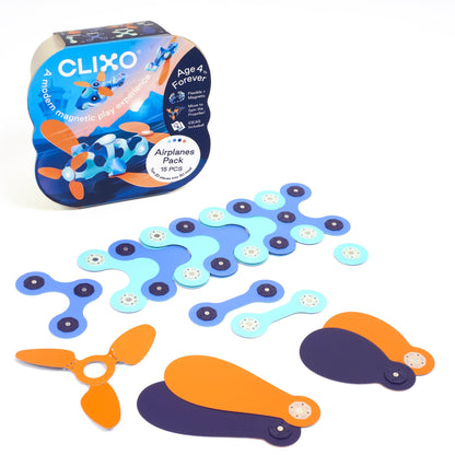 Clixo Airplane Pack magnetisch bouwspeelgoed met 15 stuks: verpakking en alle onderdelen uitgestald, inclusief vliegtuigen, propellers en flexibele ma