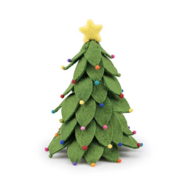 Sjaal met Verhaal handgemaakte kerstboom decoratie in donkergroen wolvilt met gekleurde bolletjes en gele ster, frontaal tegen witte achtergrond