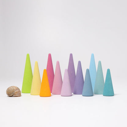 Grimm’s houten bos kegels bomen boom pastel