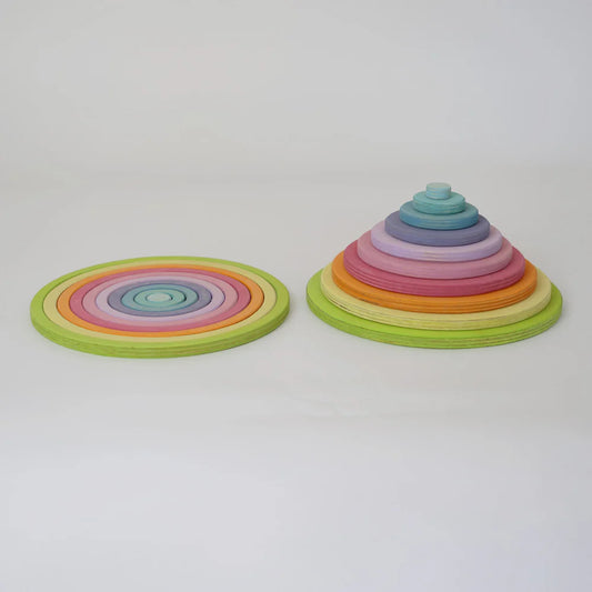 Houten cirkels en ringen - Pastel
