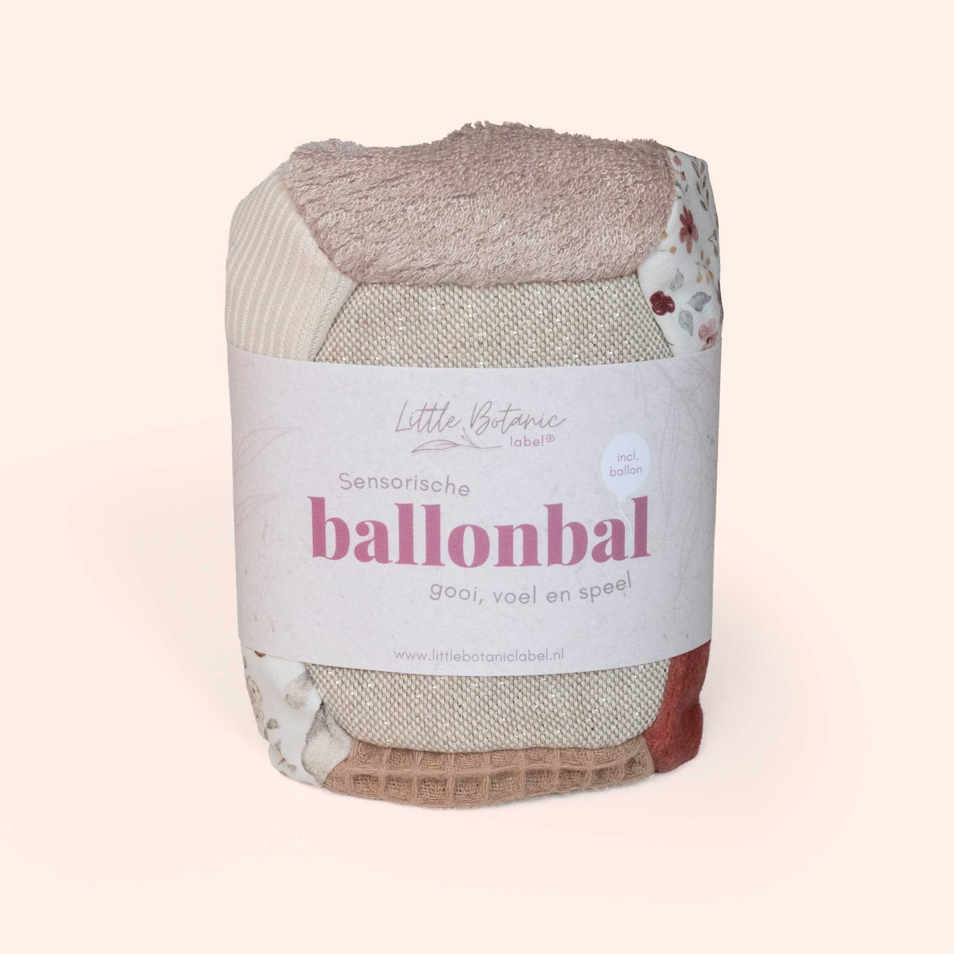 Little Botanic Label Sensorische Ballonbal Nature in verpakking, frontal gepositioneerd tegen neutrale achtergrond met zichtbare texturen en details