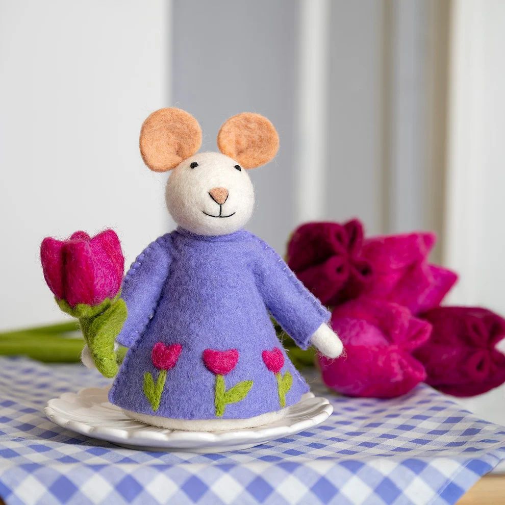 Decoratie muis van wolvilt - Paars met fuchsia tulp