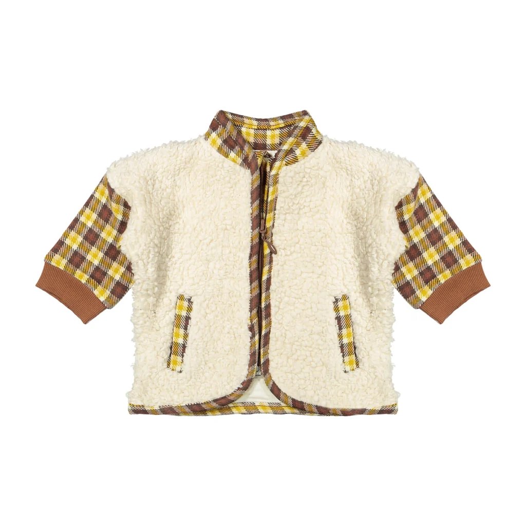 Riffle Amsterdam jasje met crèmekleurig fleece en bruin-geel geblokt patroon op mouwen en kraag, frontale productfoto.
